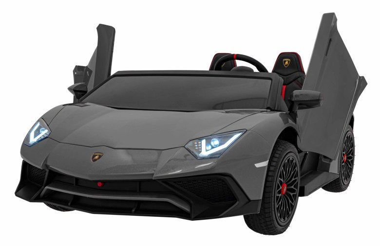 Auto Lamborghini Aventador SV szary