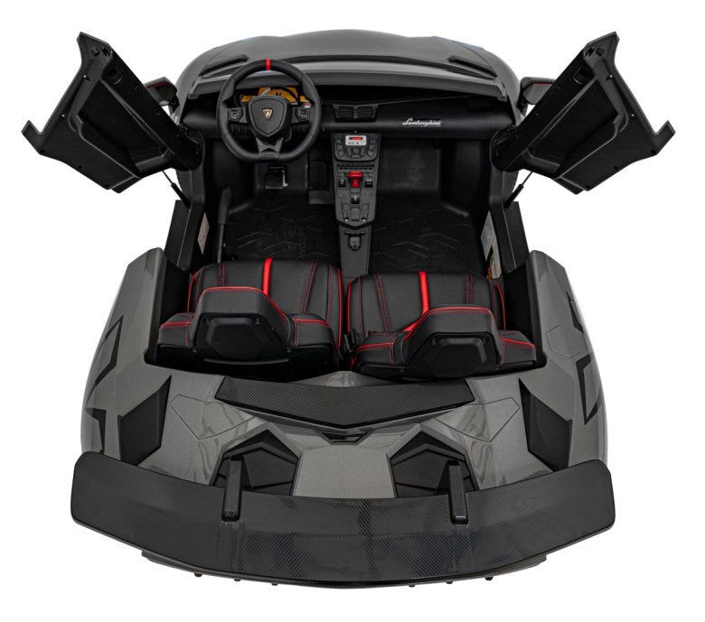Auto Lamborghini Aventador SV szary
